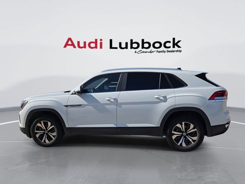 Used 2024 Volkswagen Atlas Cross Sport SE FWD image 6