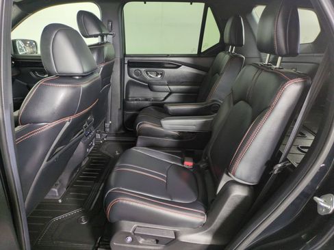 Certified 2025 Honda Pilot TrailSport image 28
