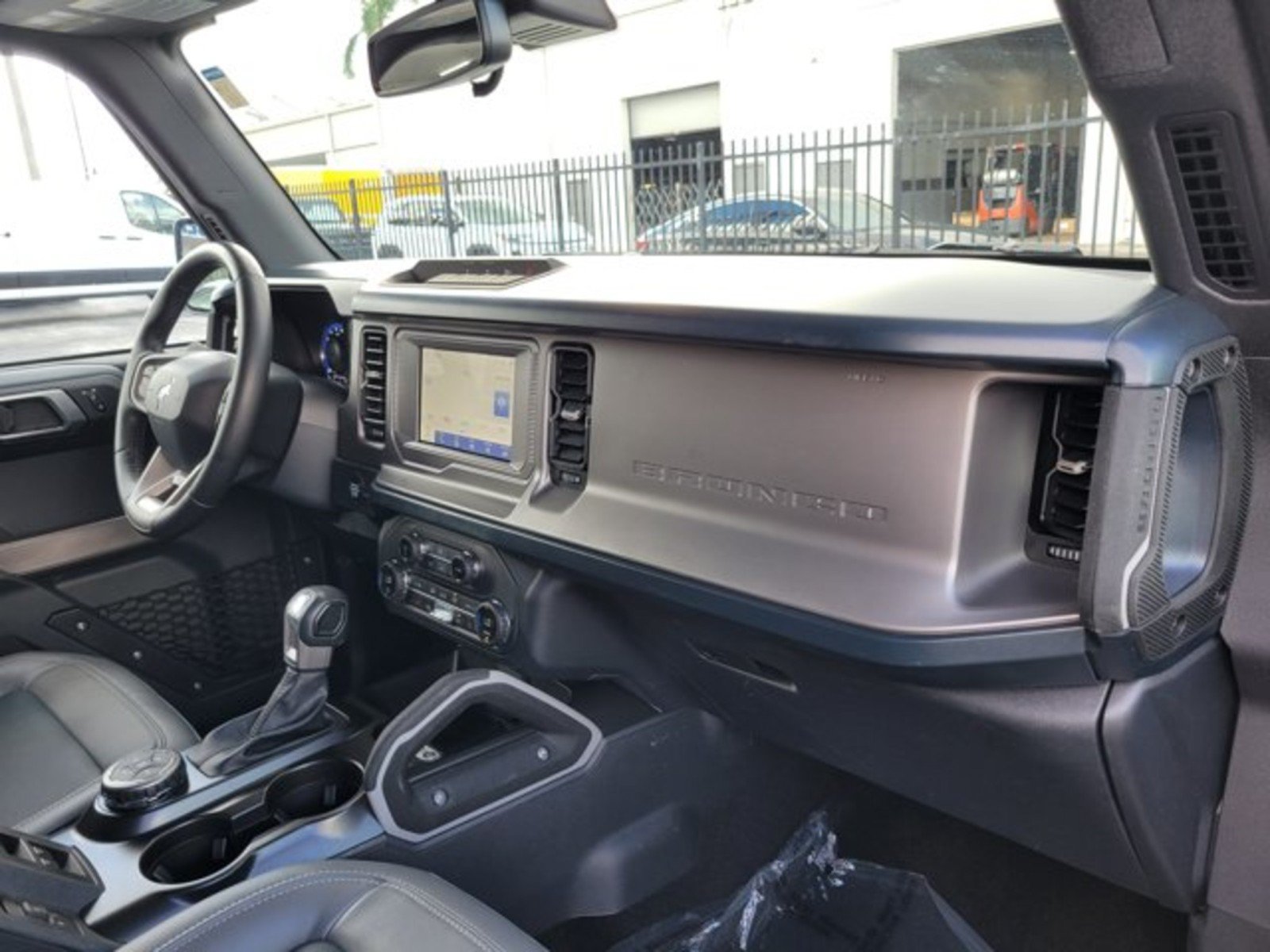 Used 2023 Ford Bronco Outer Banks AWD/4WD image 33