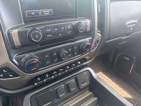 Used 2018 GMC Sierra 2500 Denali w/ Duramax Plus Package AWD/4WD image 43