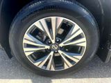 Used 2021 Nissan Rogue SV w/ Premium Package image 6