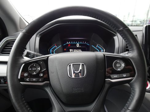 Used 2018 Honda Odyssey EX-L image 19