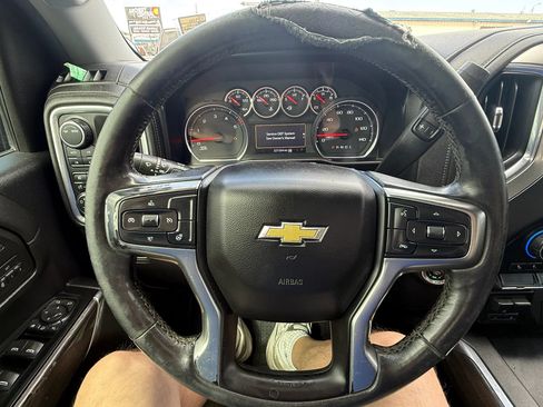 Used 2020 Chevrolet Silverado 2500 LTZ w/ LTZ Convenience Package AWD/4WD image 10