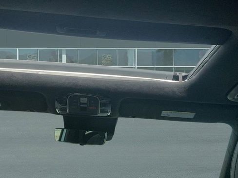 Used 2024 Hyundai Palisade Calligraphy image 19