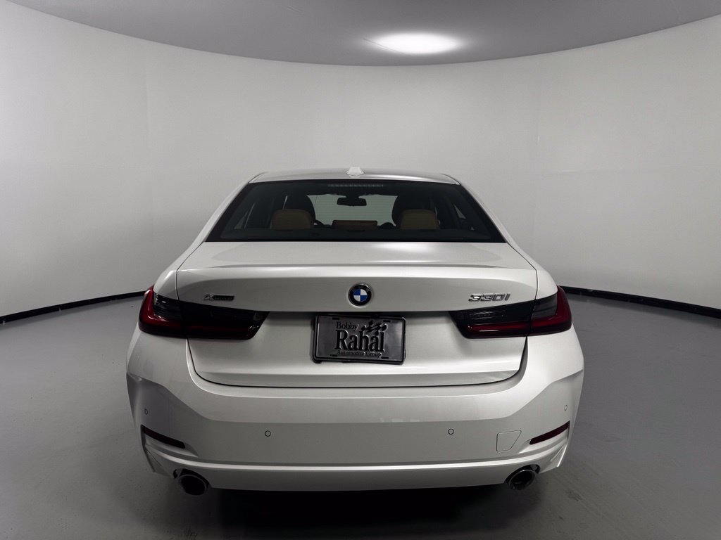 Certified 2023 BMW 330i xDrive Sedan w/ Premium Package AWD/4WD image 7