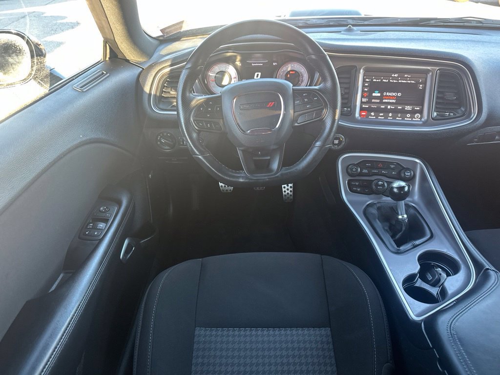 Used 2022 Dodge Challenger R/T Scat Pack RWD image 17
