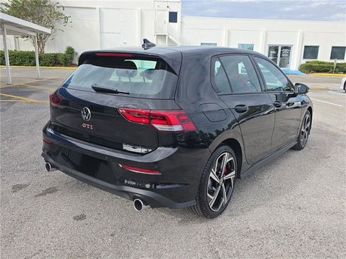 New 2026 Volkswagen GTI SE image 3