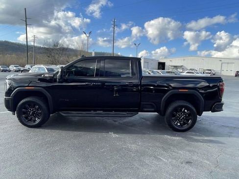 Certified 2024 GMC Sierra 2500 AT4 w/ AT4 Preferred Package image 2