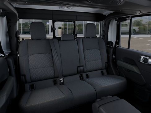 New 2025 Jeep Gladiator Mojave w/ Convenience Group image 17