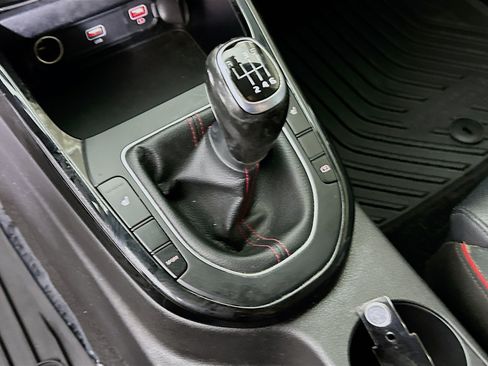 Used 2022 Kia Forte GT FWD image 21