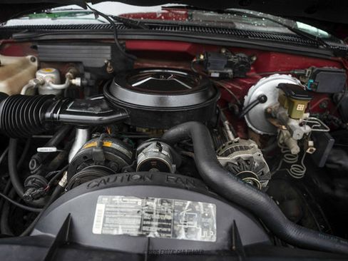 Used 1988 GMC Sierra 1500 4x4 Regular Cab image 16