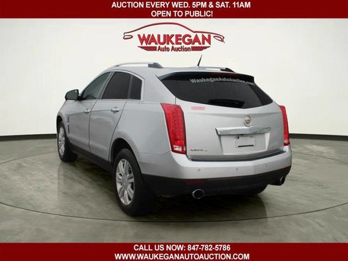 Used 2011 Cadillac SRX Luxury image 6