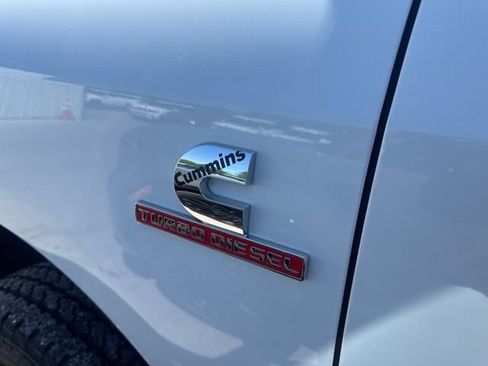 Used 2023 RAM 3500 Big Horn w/ Level 1 Equipment Group image 9