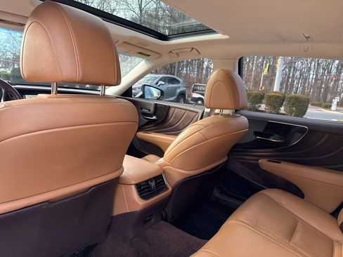 Used 2018 Lexus LS 500 AWD w/ Accessory Package (Z1) image 10