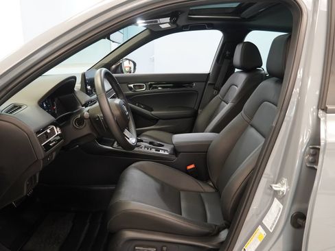 Used 2025 Honda Civic Sport Touring image 6