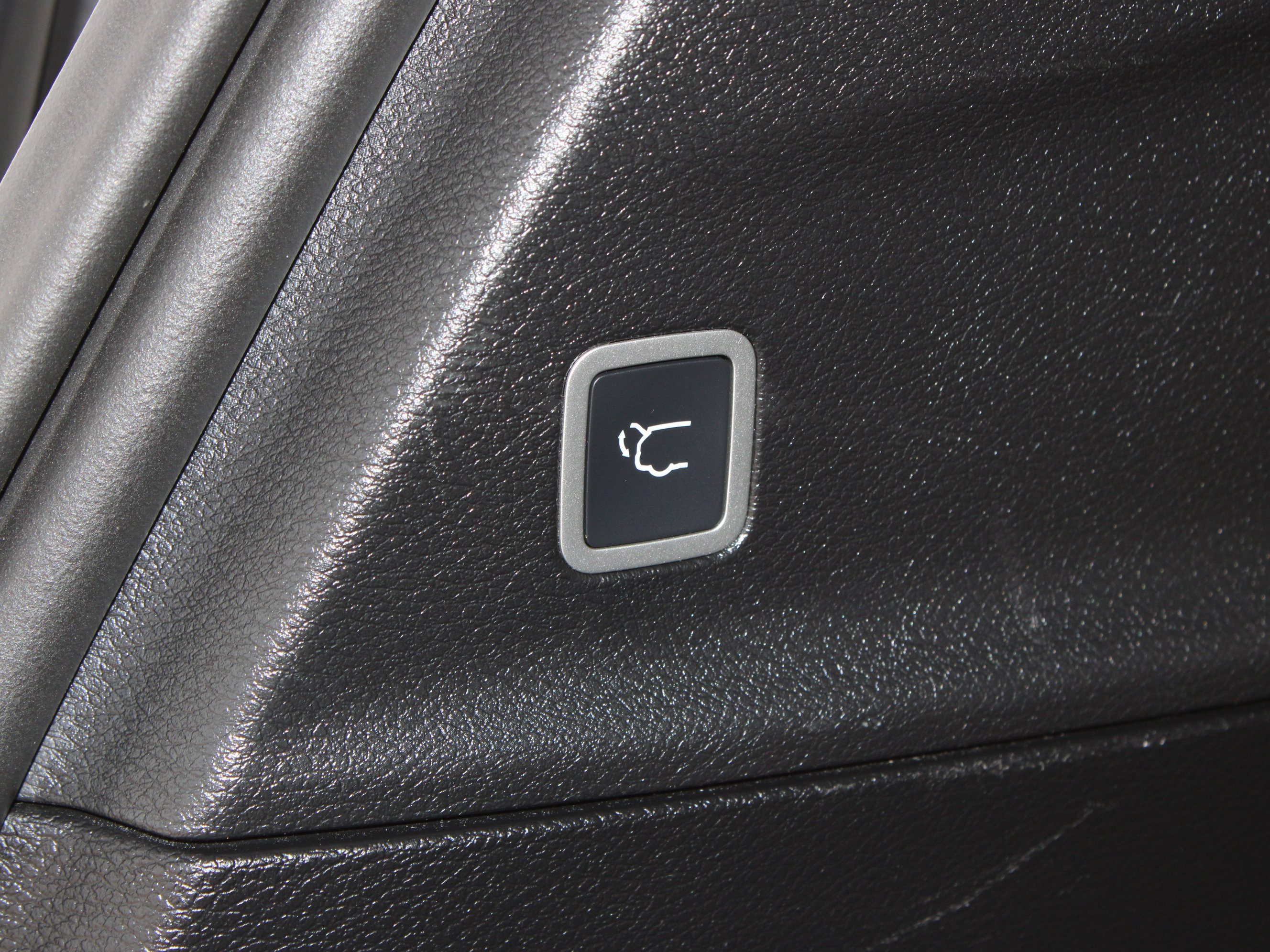 Used 2026 Chrysler Pacifica Select FWD image 39