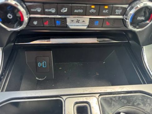 Used 2024 Ford F150 Lariat w/ FX4 Off-Road Package AWD/4WD image 23