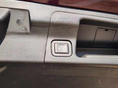 Used 2017 GMC Acadia SLT image 40