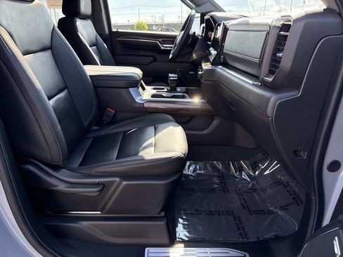 Used 2024 Chevrolet Silverado 1500 RST w/ Convenience Package II AWD/4WD image 19