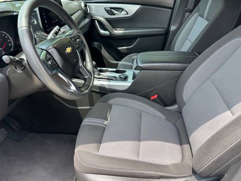 Used 2025 Chevrolet Blazer LT FWD image 11