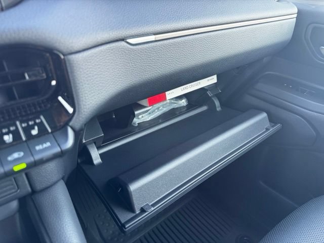 Used 2025 Toyota Land Cruiser AWD/4WD image 37