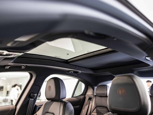 New 2025 Alfa Romeo Stelvio Sprint image 20