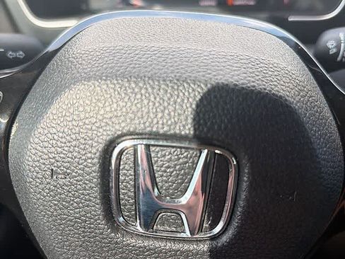 Used 2023 Honda Pilot Elite image 17