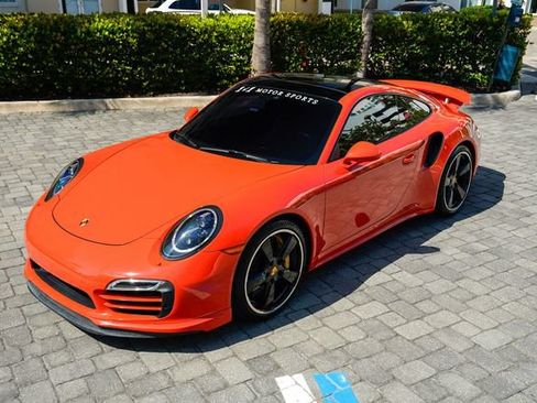 Used 2016 Porsche 911 4 Coupe AWD/4WD image 10
