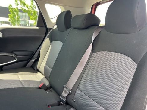 Certified 2021 Kia Soul LX FWD image 27