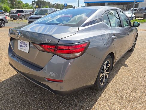 Used 2021 Nissan Sentra SV image 5