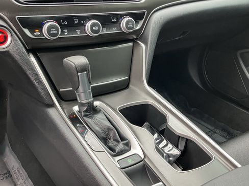 Used 2019 Honda Accord LX image 28