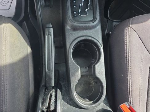 Used 2015 Jeep Wrangler Unlimited Sport w/ Quick Order Package 24S image 27