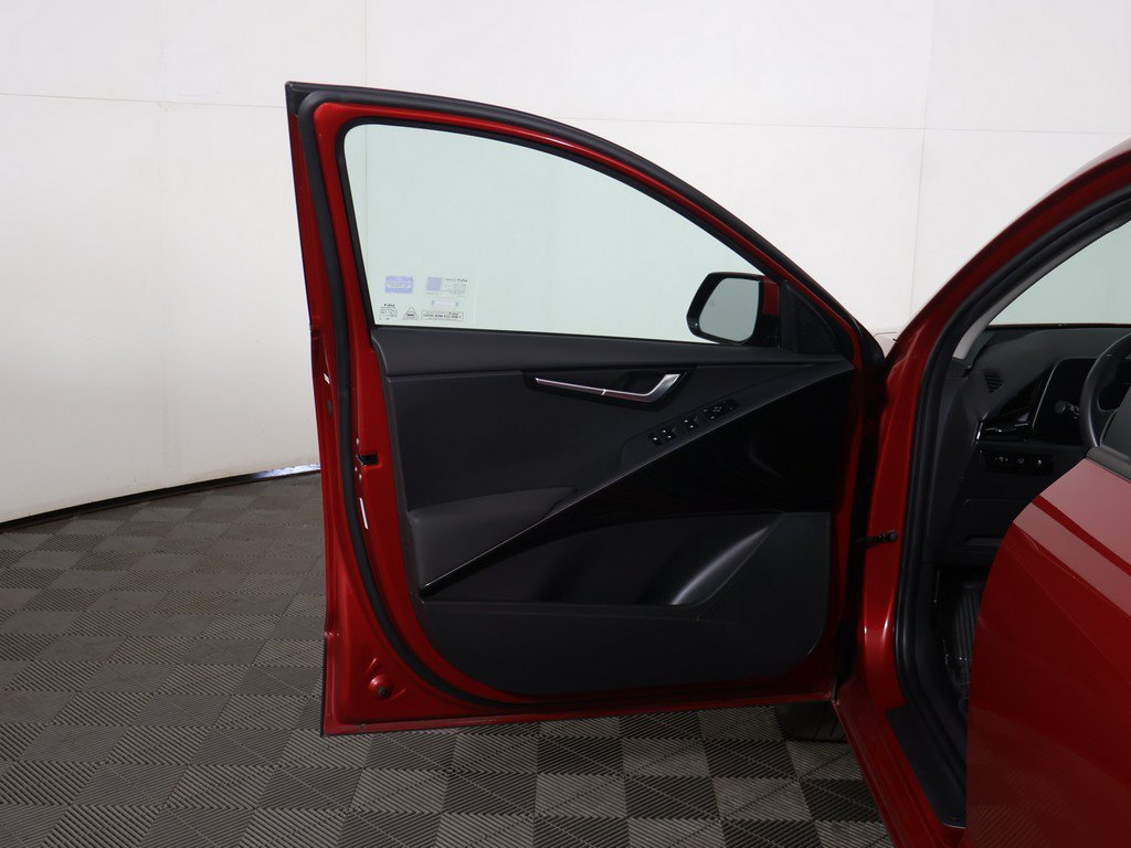 Used 2023 Kia Niro Wind FWD image 19