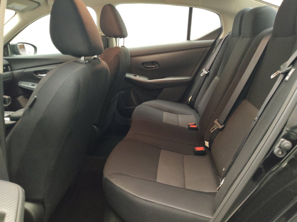 Used 2024 Nissan Sentra SV FWD image 18