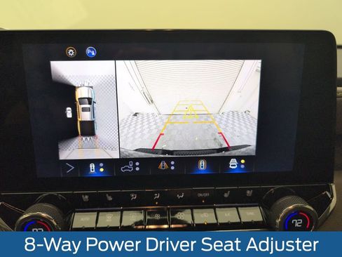 Used 2025 Chevrolet Colorado ZR2 w/ Technology Package image 32