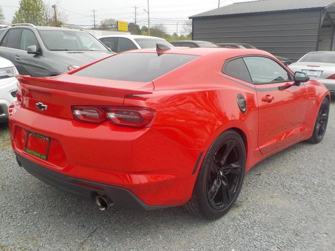 Used 2019 Chevrolet Camaro LT w/ Black Appearance Package image 5