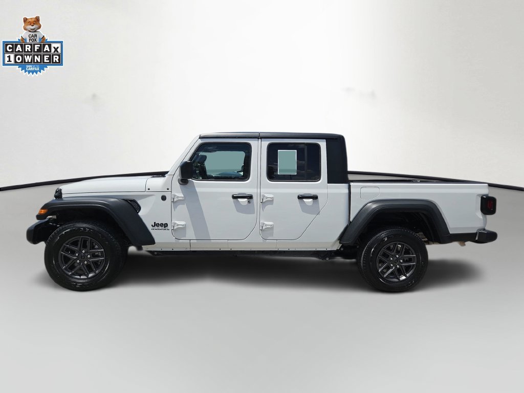 Used 2025 Jeep Gladiator Sport AWD/4WD image 4