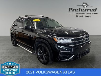 Used 2021 Volkswagen Atlas SE w/ Panoramic Sunroof Package