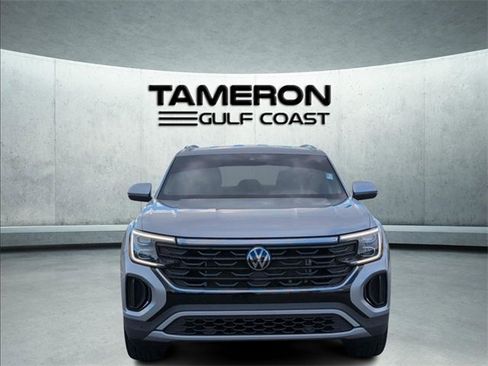 Used 2024 Volkswagen Atlas Cross Sport SE image 8