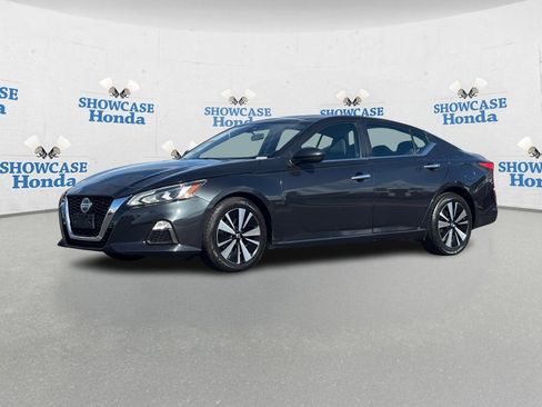Used 2022 Nissan Altima 2.5 SV image 2