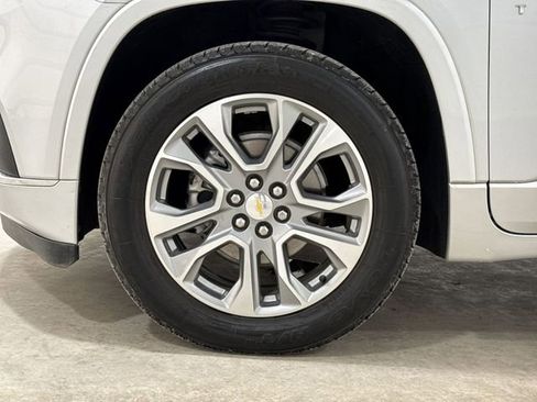Certified 2021 Chevrolet Traverse Premier image 34