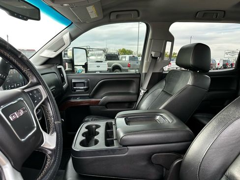 Used 2019 GMC Sierra 2500 SLT w/ Duramax Plus Package image 34