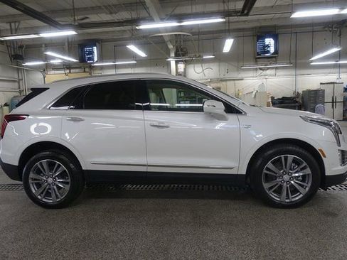 New 2025 Cadillac XT5 Premium Luxury w/ Technology Package image 8