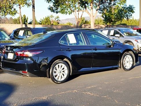Used 2024 Toyota Camry LE image 8