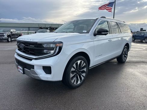 New 2026 Ford Expedition Max Platinum w/ Driver's Package image 23
