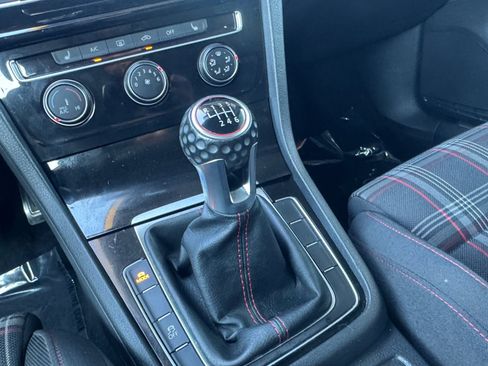 Used 2018 Volkswagen GTI S FWD image 20