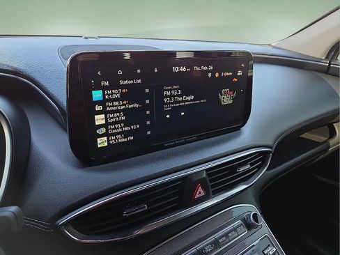 Used 2023 Hyundai Santa Fe Limited image 18