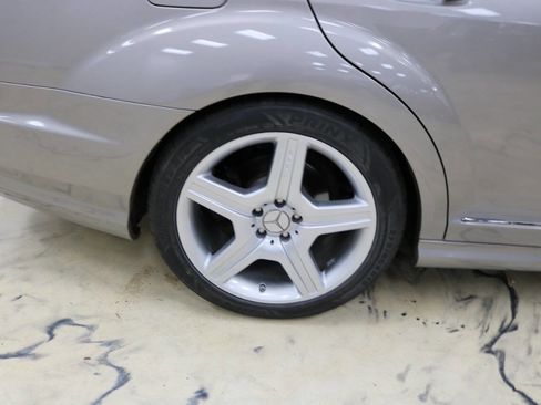 Used 2009 Mercedes-Benz S 550 image 42