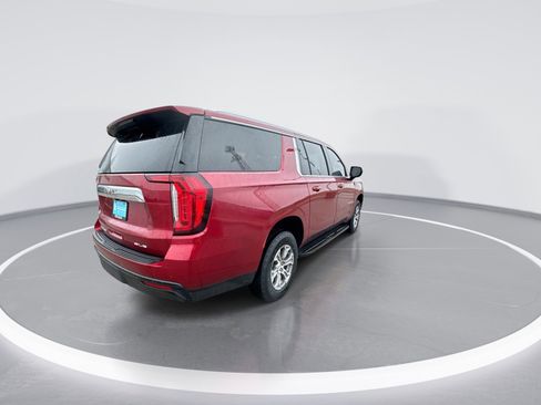 Used 2023 GMC Yukon XL SLE image 8