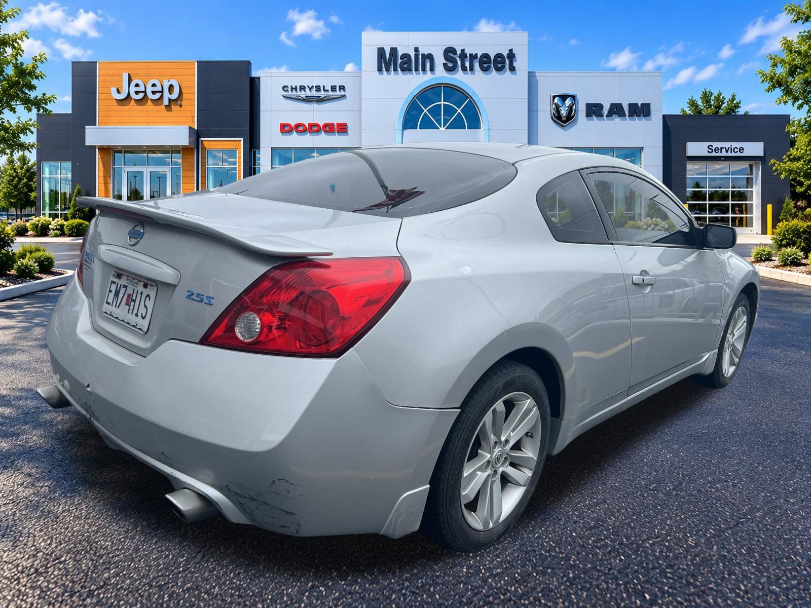 Used 2011 Nissan Altima 2.5 S FWD image 3